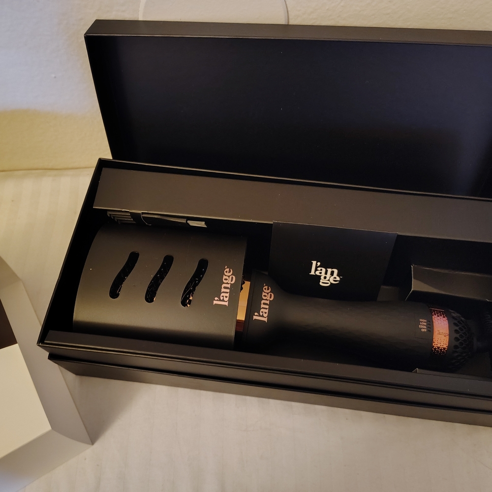 Lange Le Volume 75MM 2-in-1 Titanium Brush Dryer - Black and Copper - Picture 3 of 5